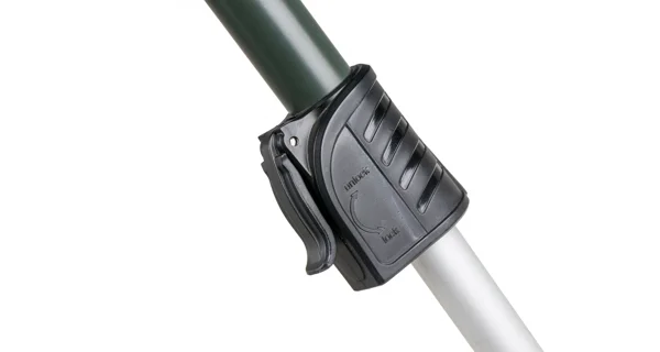 MIVARDI - Kreslo CamoCODE Arm + Transportná taška