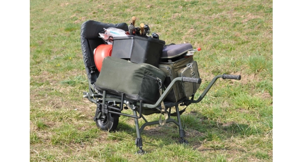 MIVARDI - Kreslo feeder Master + transp. systém