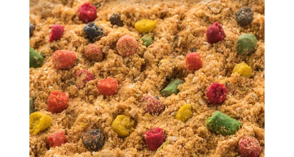 MIVARDI - Krmítková zmes R1 Carp 1,4 kg Scopex