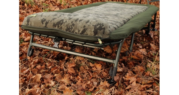 MIVARDI - Lehátko CamoCODE Air8