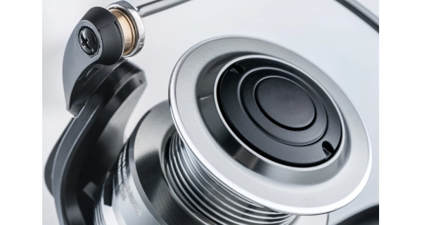 MIVARDI - Navijak Roxis 6000