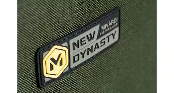 MIVARDI - Stolík New Dynasty Hardcore XXL