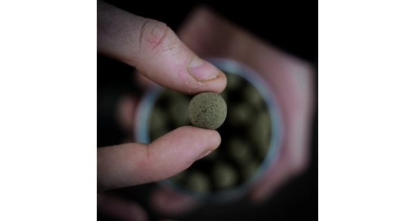 MUNCH BAITS - Plávajúce boilies Bio Marine 14 mm 200 ml