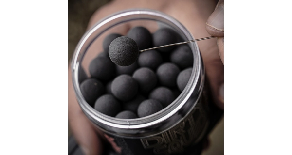 MUNCH BAITS - Plávajúce boilies Dirty Squid 10mm 200ml