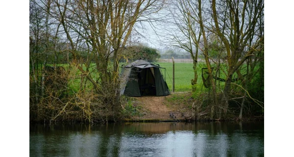 NASH - Bivak Bank Life Blockhouse