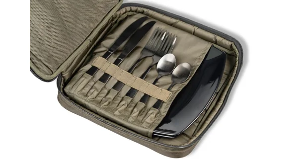 NASH - Jedálenský Set Bank Life Dining Set