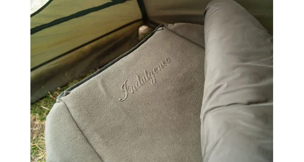 NASH - Ležadlo Indulgence 4 Leg Junior Sleep System Camo