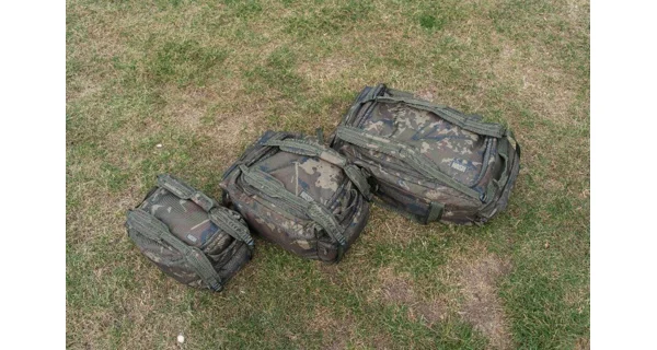 NASH - Taška Subterfuge Duffel Bag Small 20 l