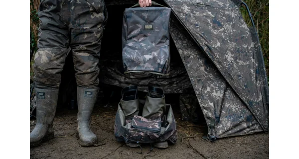 NASH - Taška Subterfuge Waterproof Wader & Boot bag