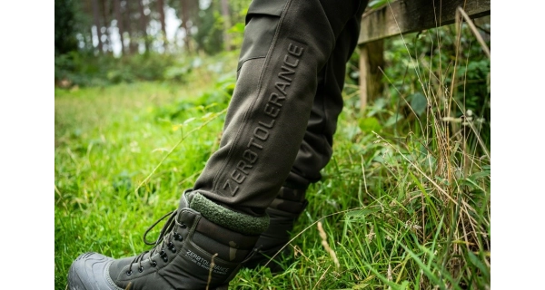 NASH - Tepláky Zero Tolerance Wind Chill Joggers Varsity veľ. 3XL