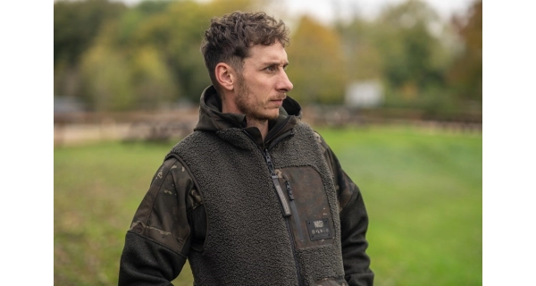 NASH - Vesta Zero Tolerance Sherpa Fleece Reversible Body Warmer veľ.