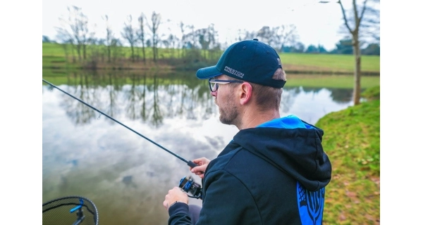 PRESTON - Šiltovka Black Blue HD Cap