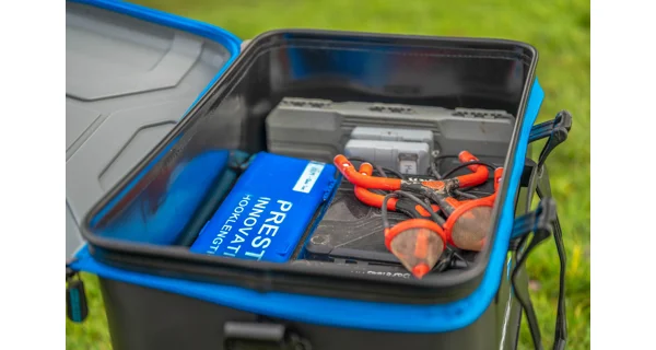 PRESTON - Taška Hardcase Tackle Safe Standard