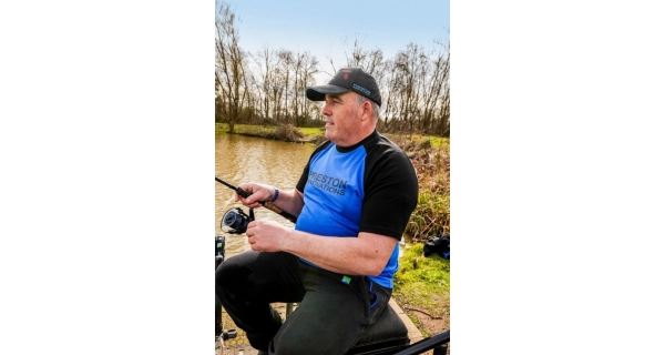 PRESTON - Tričko Lightweight Blue Raglan T-Shirt veľ. S