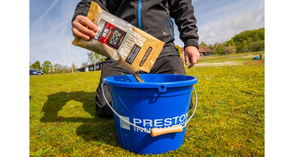 PRESTON - Vedierko Bucket Set 13 l