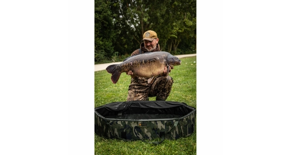 PROLOGIC - Podložka Avenger Unhooking Mats With Sides Medium