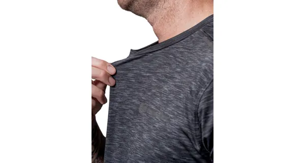 RIDGEMONKEY - Tričko APEarel CoolTech Stealth Edition T-Shirt veľ. XL