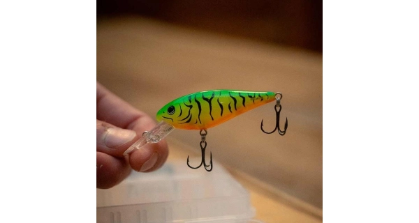 SALMO - Wobler Rattlin Executors SDR Clear 7 cm 8 g Green Tiger