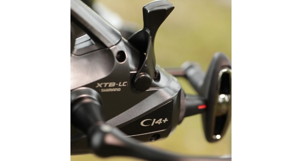 SHIMANO - Navijak Medium Baitrunner XT-B LC 5500