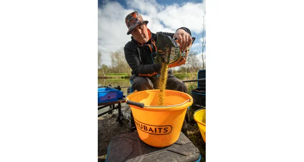 SONUBAITS - Krmítková zmes Supercrush Mega Carp Method Mix 2 kg Green