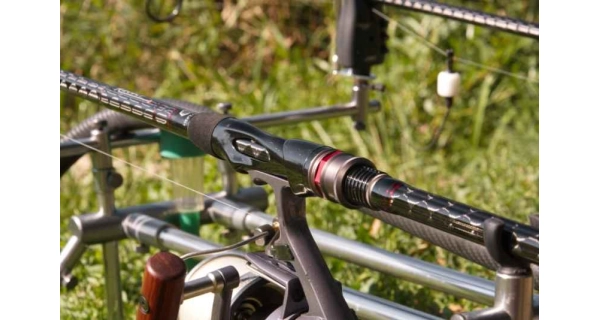 SPORTEX - Kaprový prút Revolt Carp 3,96 m 3,75 lb