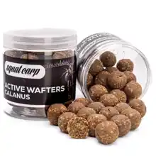 SQUAT CARP - Rozpustné neutrálne vyvážené boilies Active Wafters Calanus 24 mm 150 g