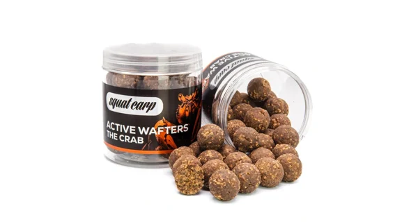SQUAT CARP - Rozpustné neutrálne vyvážené boilies Active Wafters The Crab 24 mm 150 g