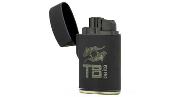 TB BAITS - Zapaľovač Camo Carps