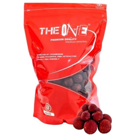 THE ONE - Boilie The Red One 22 mm 1 kg Jahoda Korenistá klobása