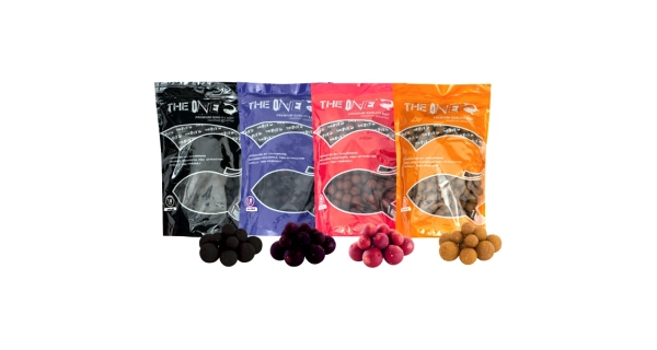 THE ONE - Rozpustné boilie Black Soluble 18 mm 1 kg