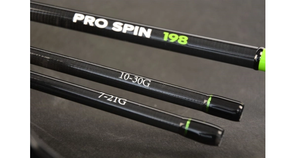 WIZARD - Prívlačový prút Pre Spin 2,4 m 10-30 g / 15-40 g