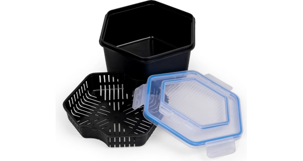 ZEBCO - Škatuľka na nástrahy so sitkom Secure-Lock Bait Box And Sieve 2 l